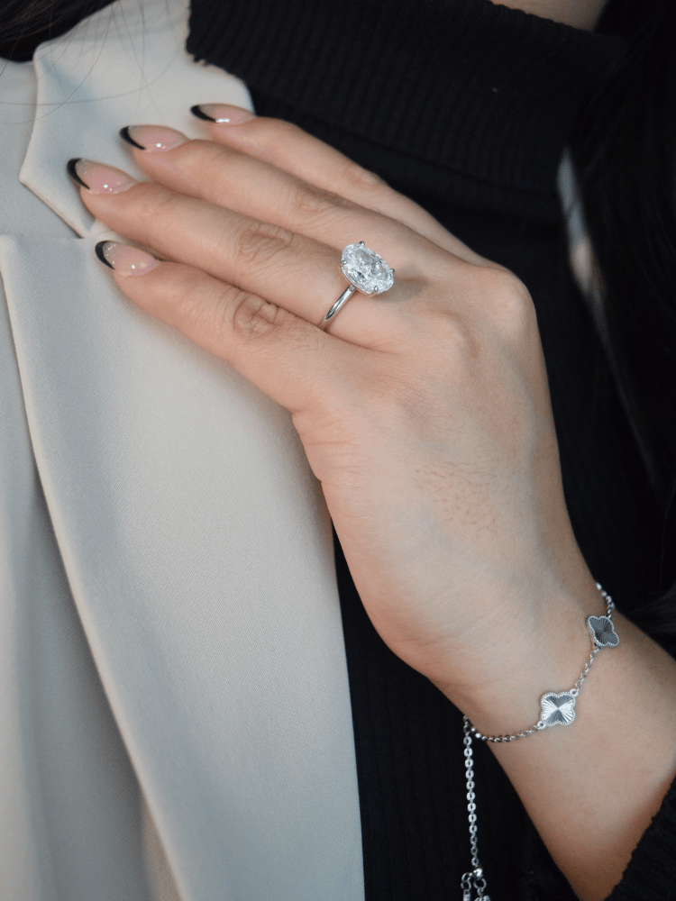 Ovaler Verlobungsring aus 925 Sterling Silber mit ovalem Stein-Silber