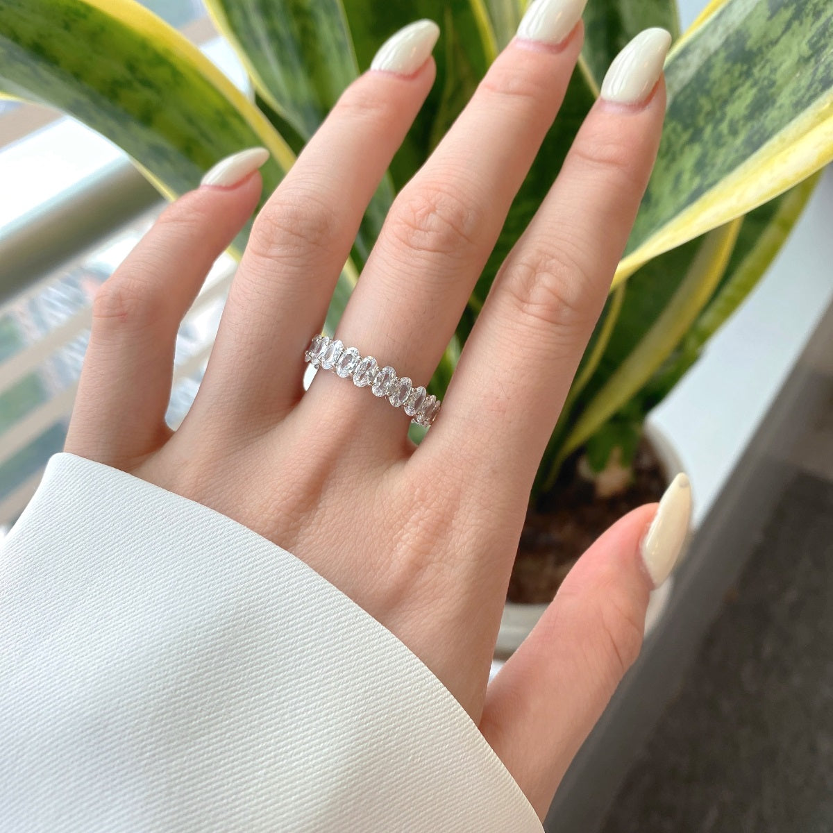 Zibiah Ring mit Baguette-Zirconia - Geonea